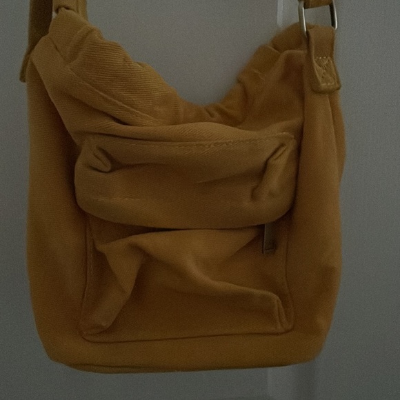 Mustard yellow purse - Picture 2 of 3